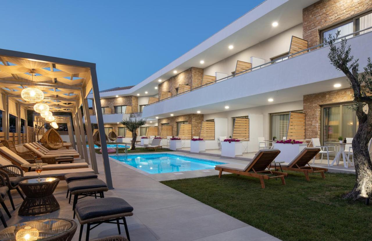 ניקיטי Imagine Luxury Suites מראה חיצוני תמונה