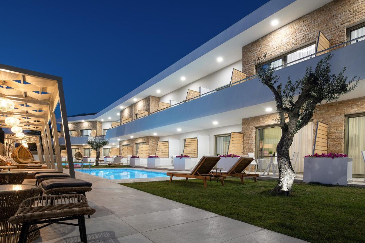ניקיטי Imagine Luxury Suites מראה חיצוני תמונה