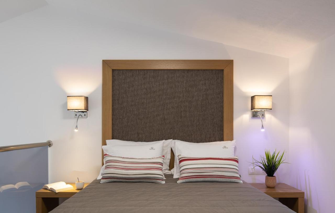 ניקיטי Imagine Luxury Suites מראה חיצוני תמונה