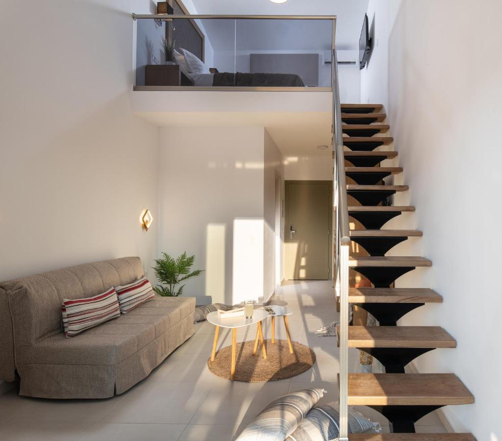 ניקיטי Imagine Luxury Suites מראה חיצוני תמונה