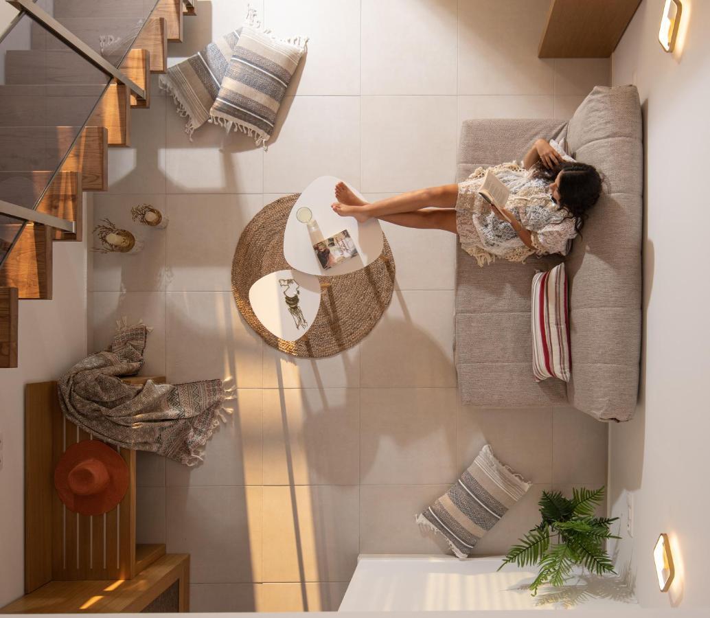 ניקיטי Imagine Luxury Suites מראה חיצוני תמונה