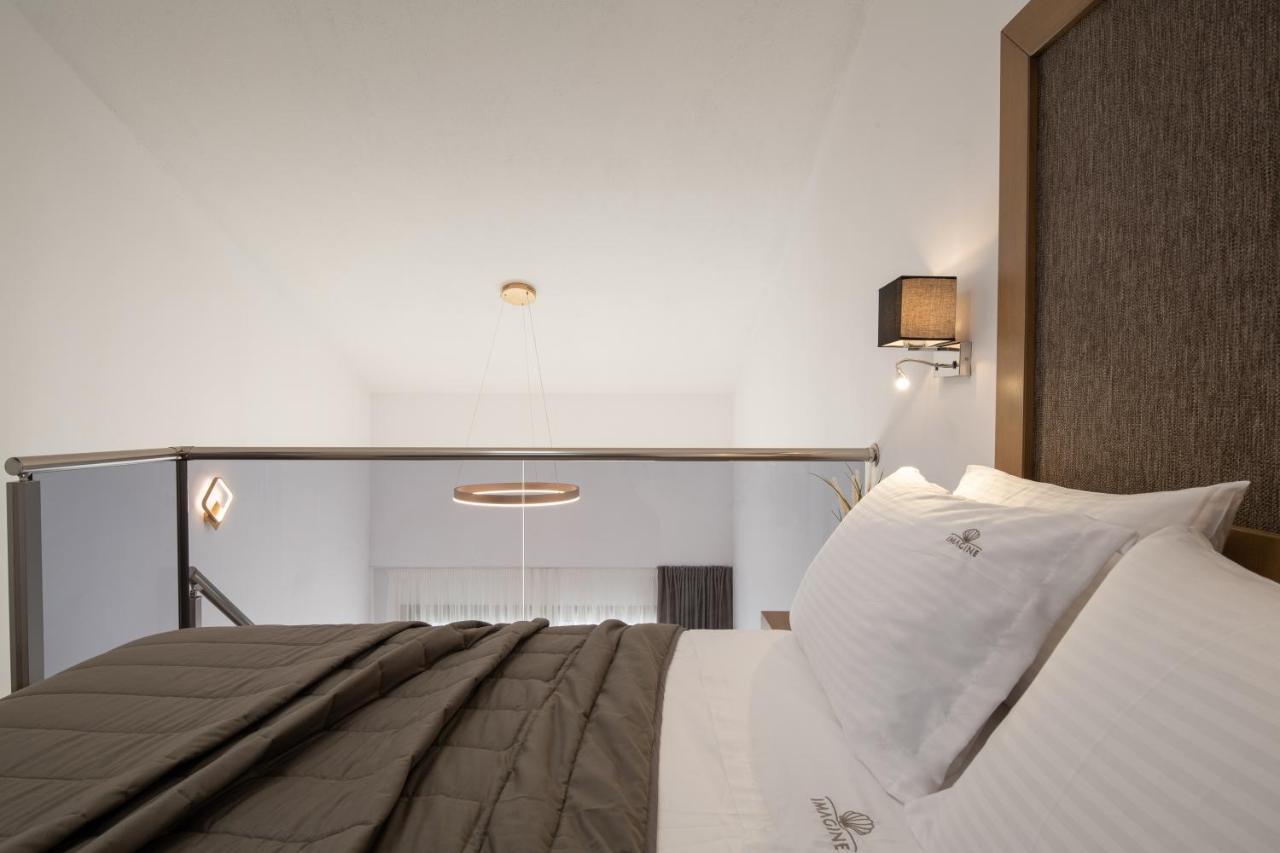 ניקיטי Imagine Luxury Suites מראה חיצוני תמונה