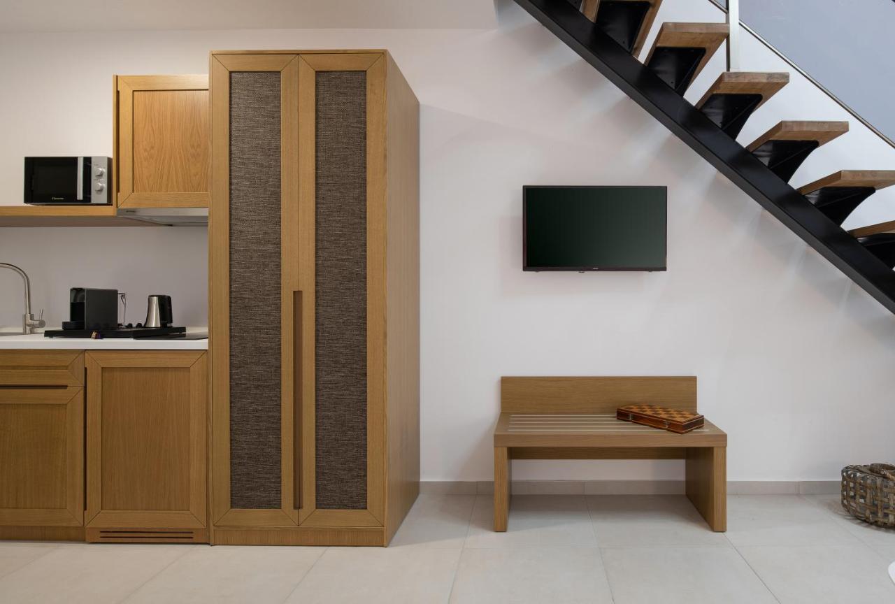 ניקיטי Imagine Luxury Suites מראה חיצוני תמונה