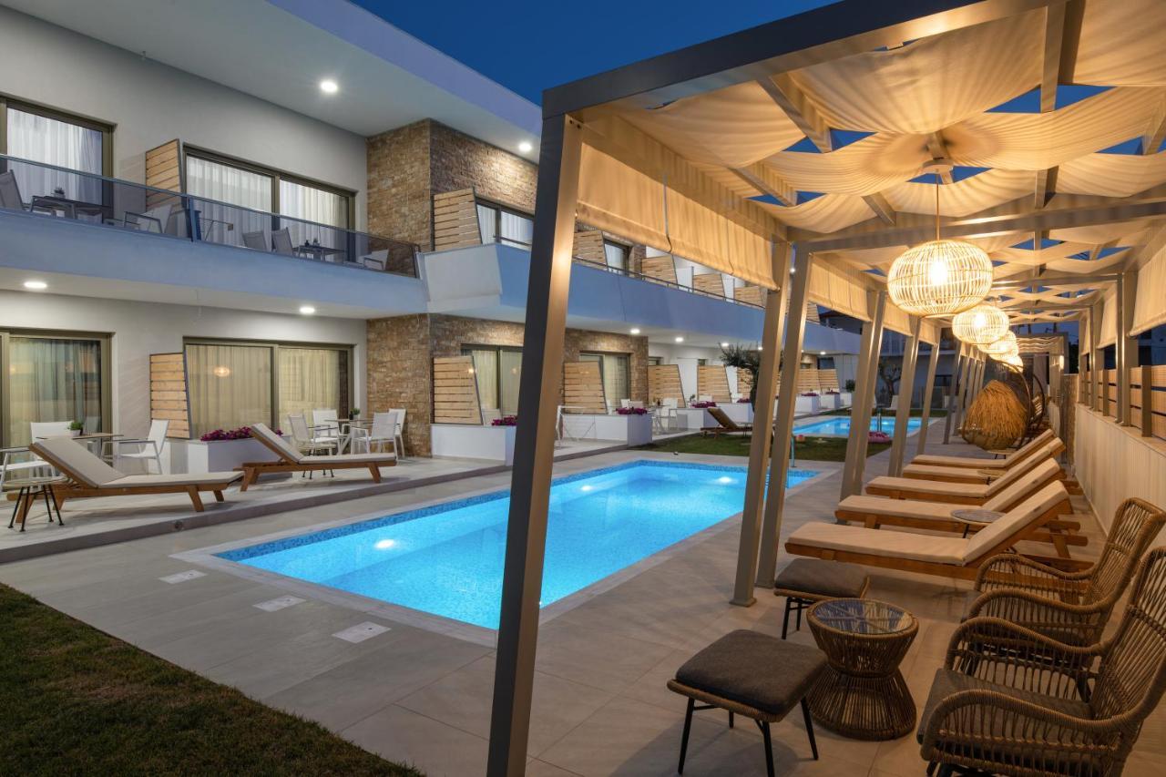 ניקיטי Imagine Luxury Suites מראה חיצוני תמונה